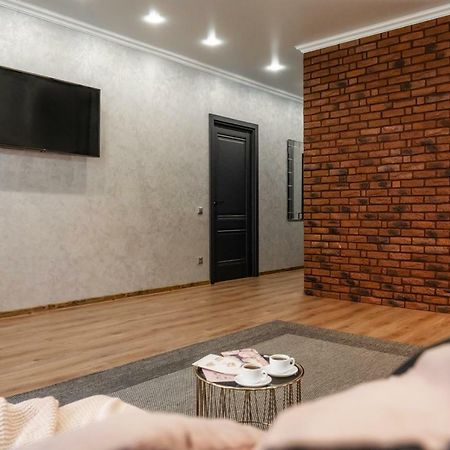Paulmarie Apartments On Gogolya 39 博布鲁伊斯克 外观 照片