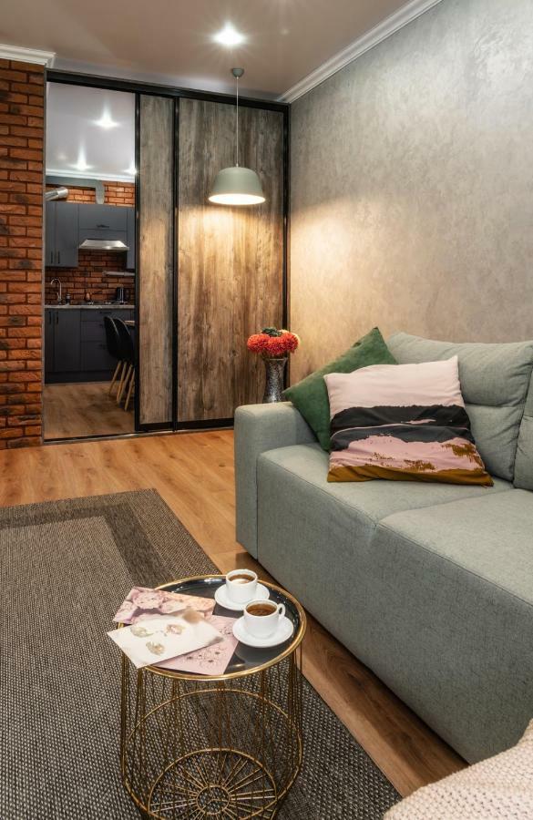 Paulmarie Apartments On Gogolya 39 博布鲁伊斯克 外观 照片